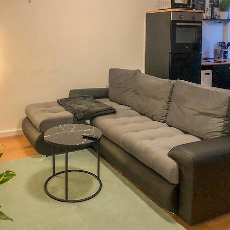 Gruene Oase Mit Balkon I Eg Appartement Duisburg Buitenkant foto