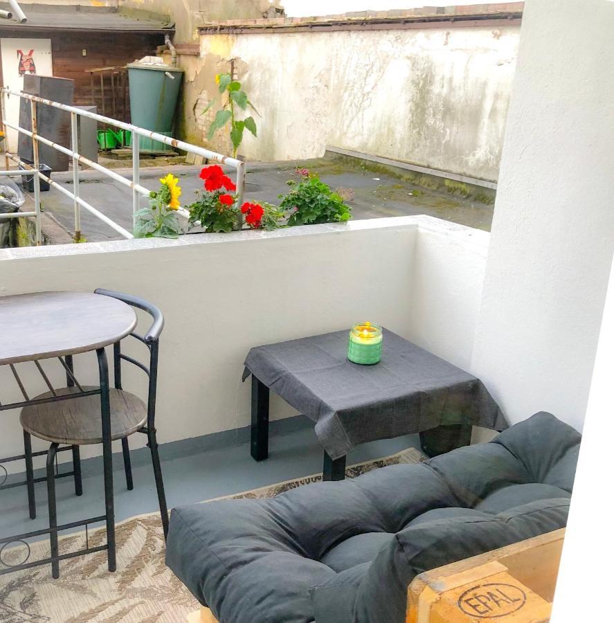 Gruene Oase Mit Balkon I Eg Appartement Duisburg Buitenkant foto